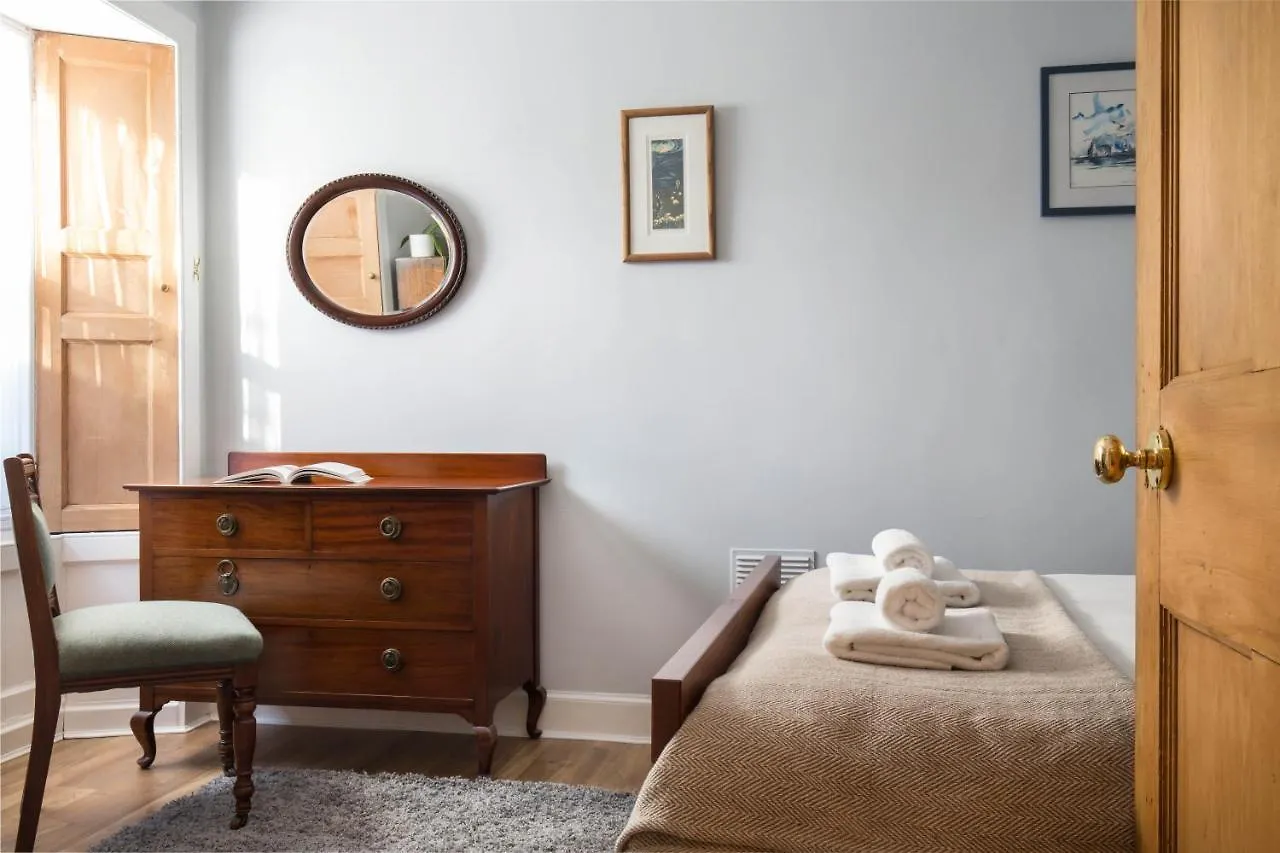 The Third - Edinburgh Georgian Apartment 0*,  United Kingdom