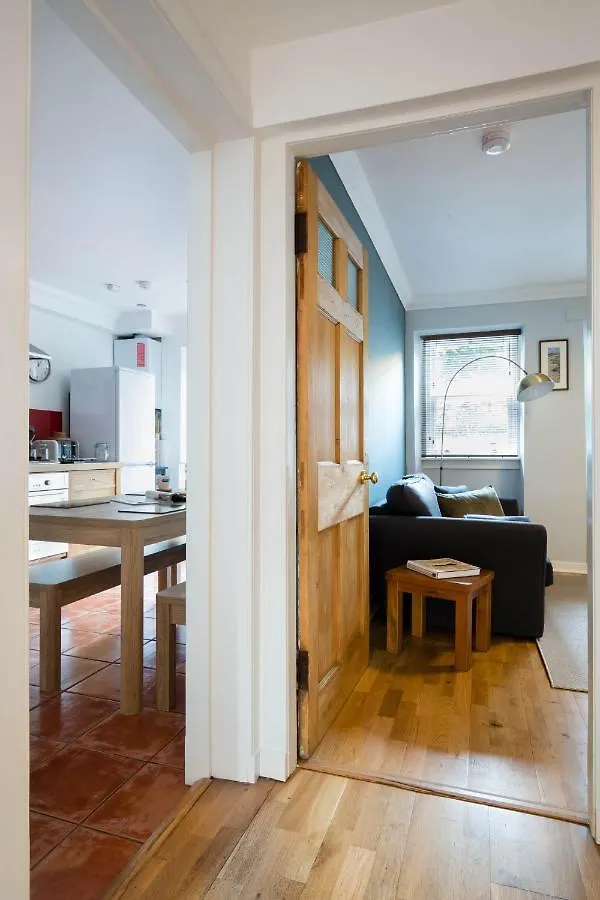 The Third - Edinburgh Georgian Apartment 0*,  United Kingdom
